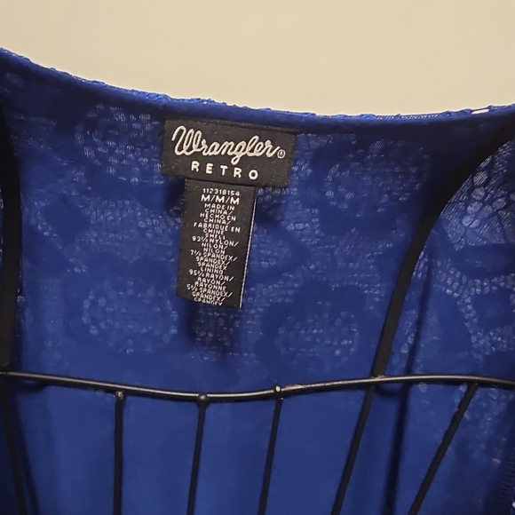 Wrangler Cobalt Blue Floral Lace Blouse - Picture 2 of 5